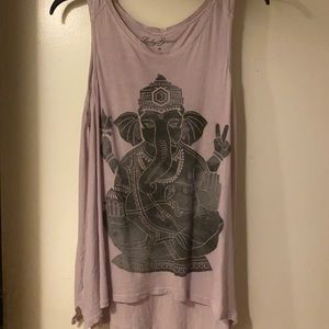 Lucky brand sleeveless tank. Loose fit at bottom